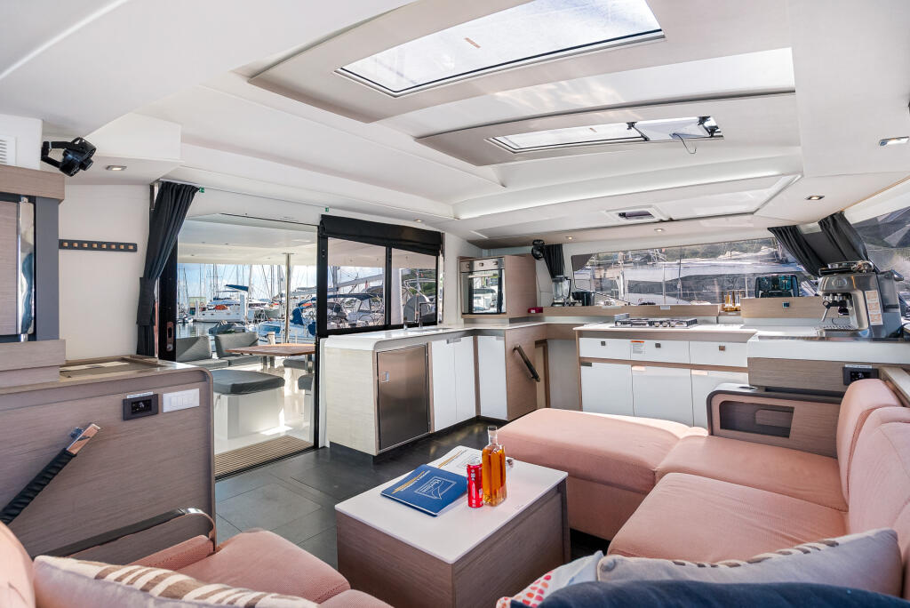 Catamaran 