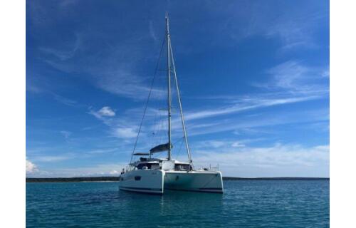 Catamaran 