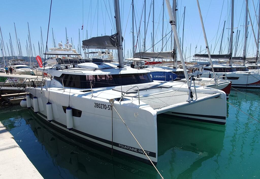 Catamaran 