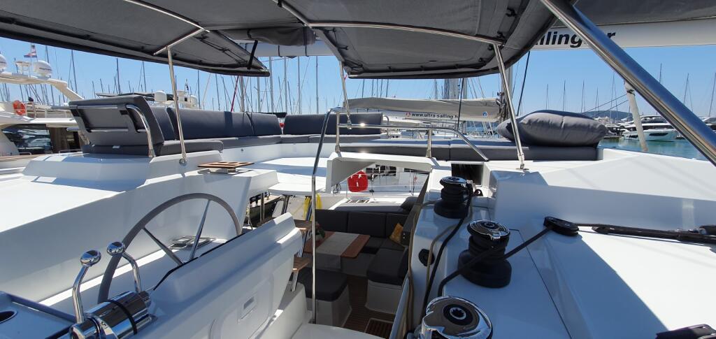 Catamaran 
