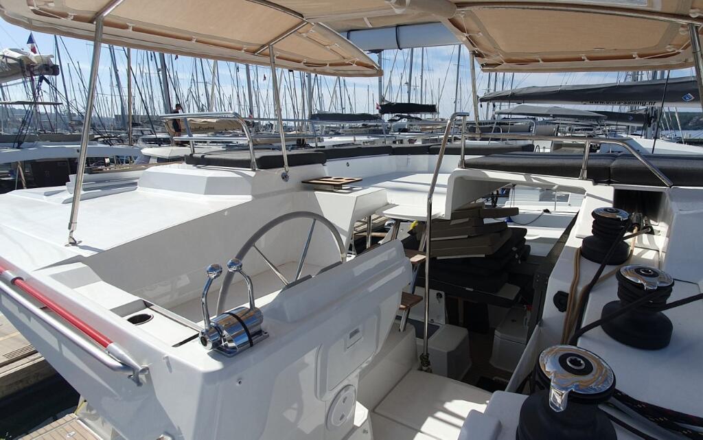 Catamaran 