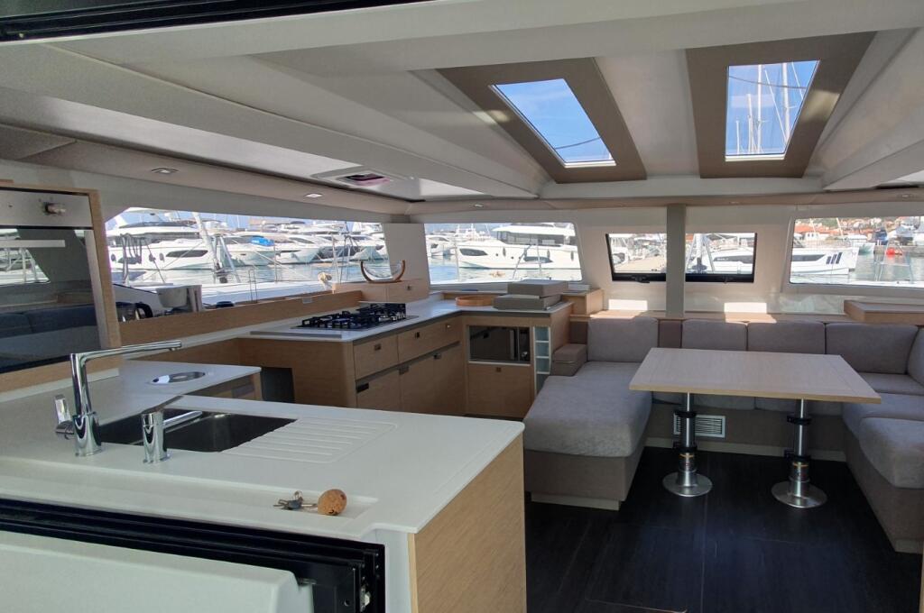 Catamaran 