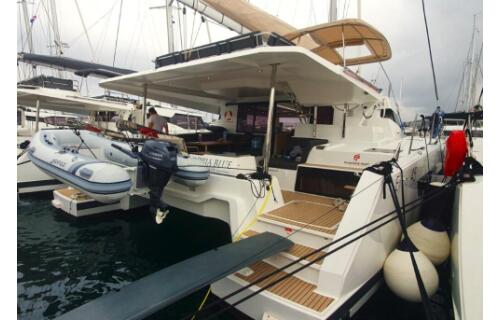 Catamaran 