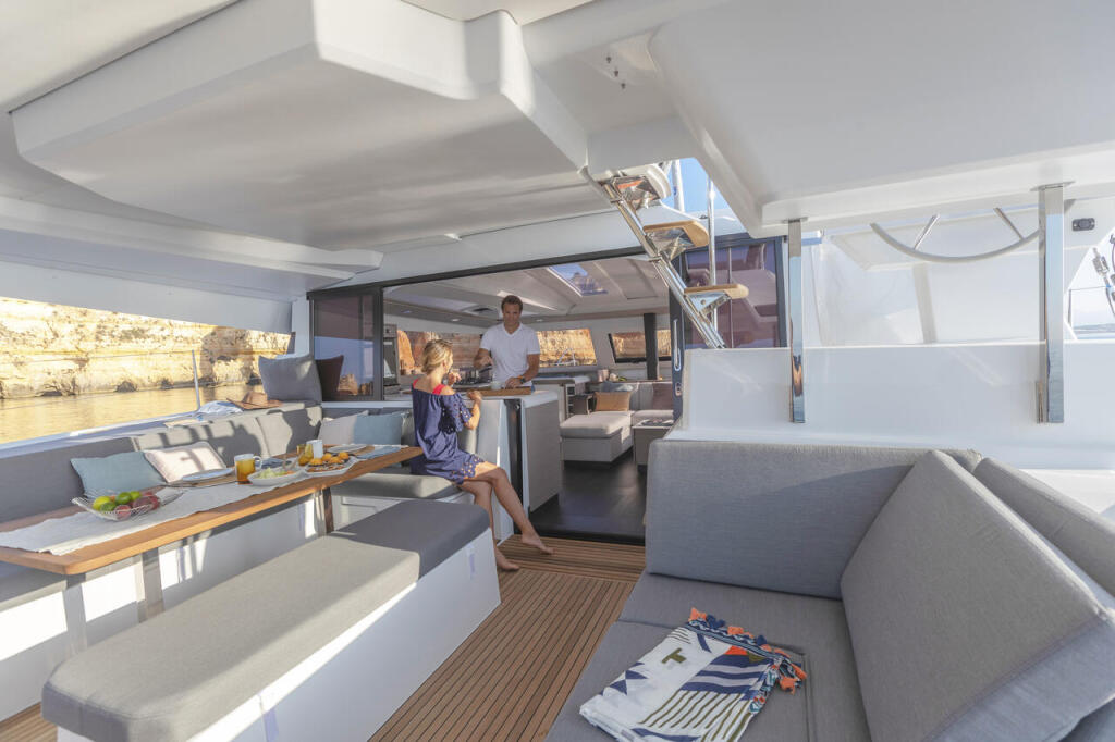 Catamaran 