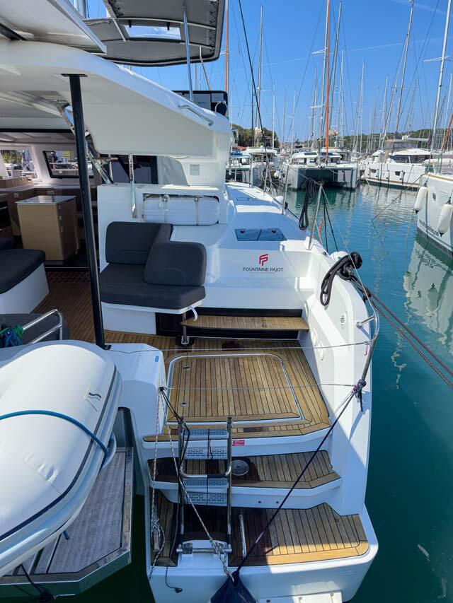 Catamaran 