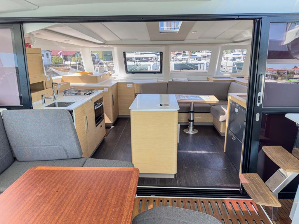 Catamaran 