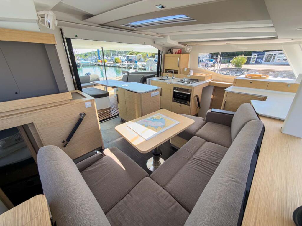 Catamaran 
