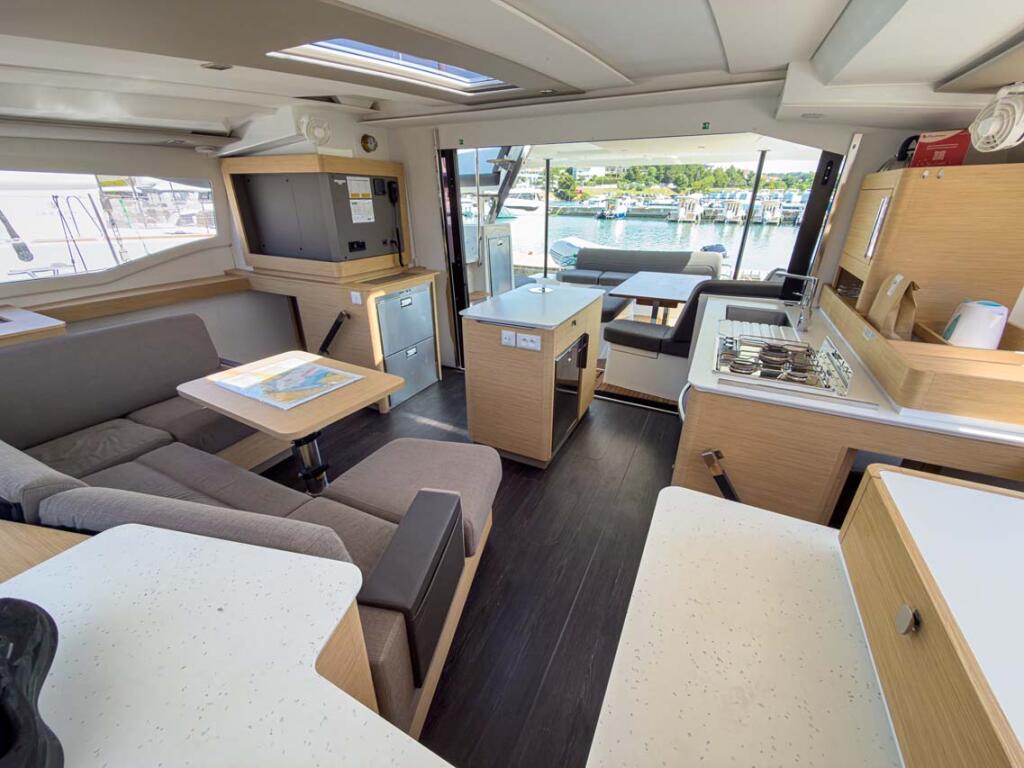 Catamaran 