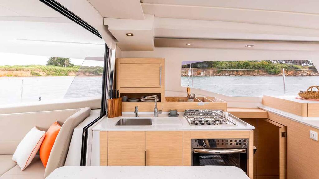 Catamaran 