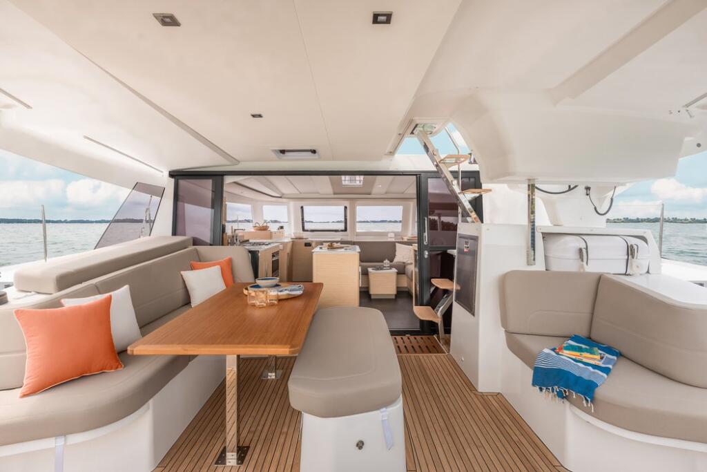 Catamaran 