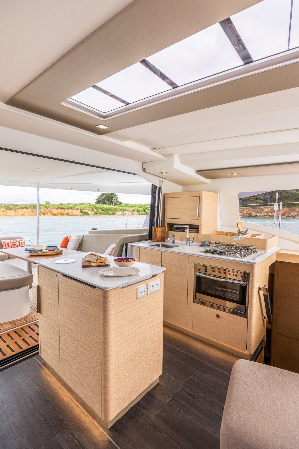 Catamaran 