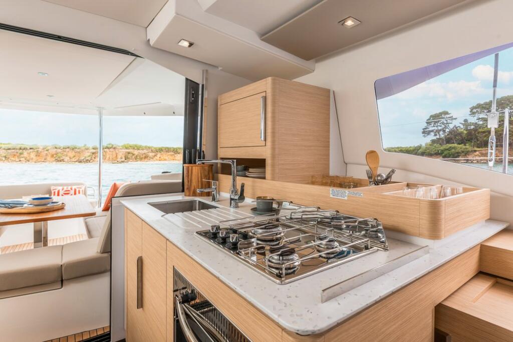 Catamaran 