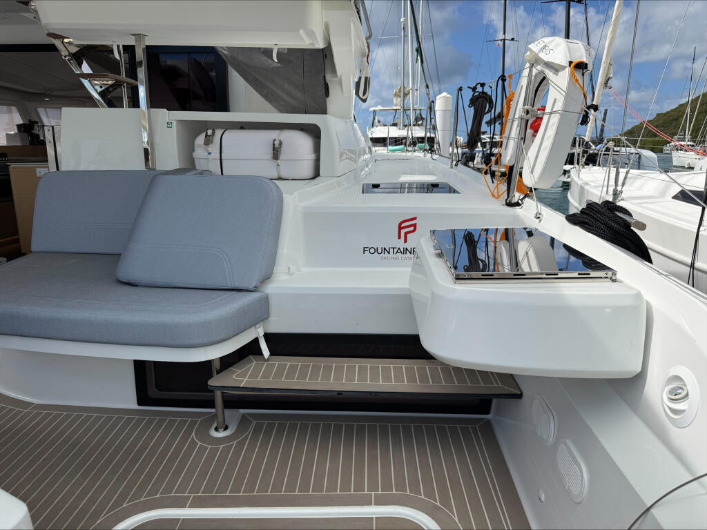 Catamaran 