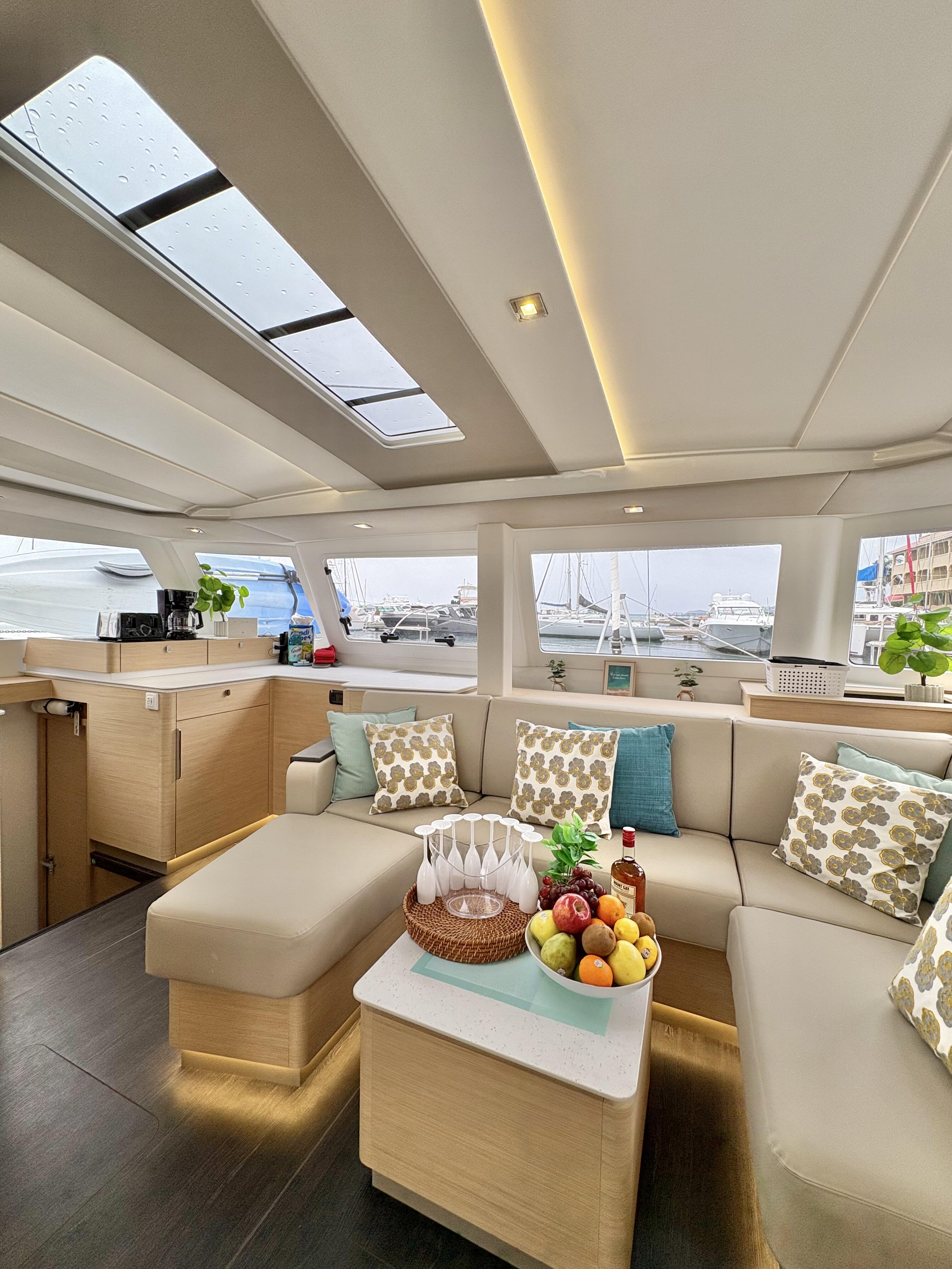 Catamaran 