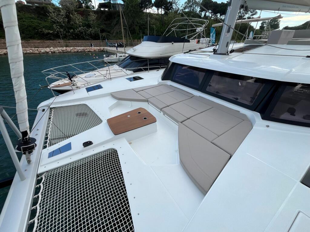 Catamaran 