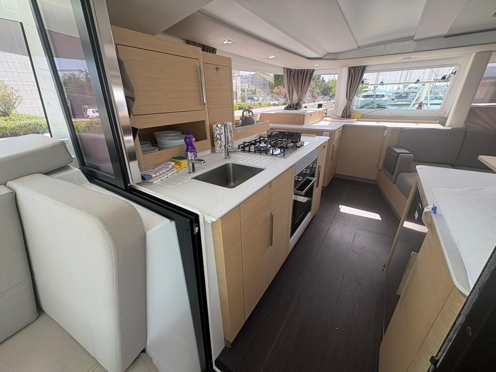 Catamaran 