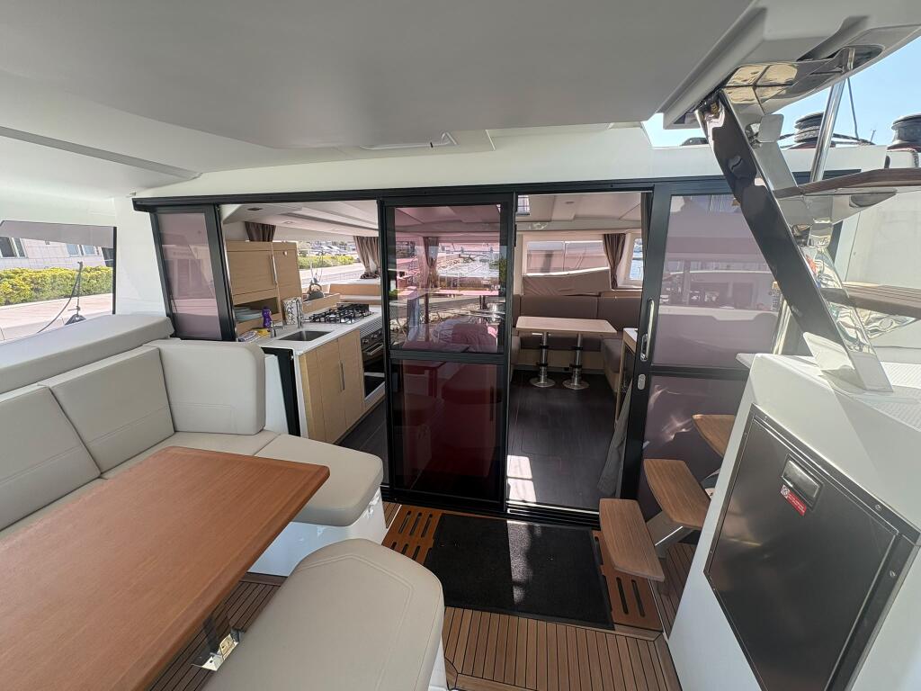 Catamaran 