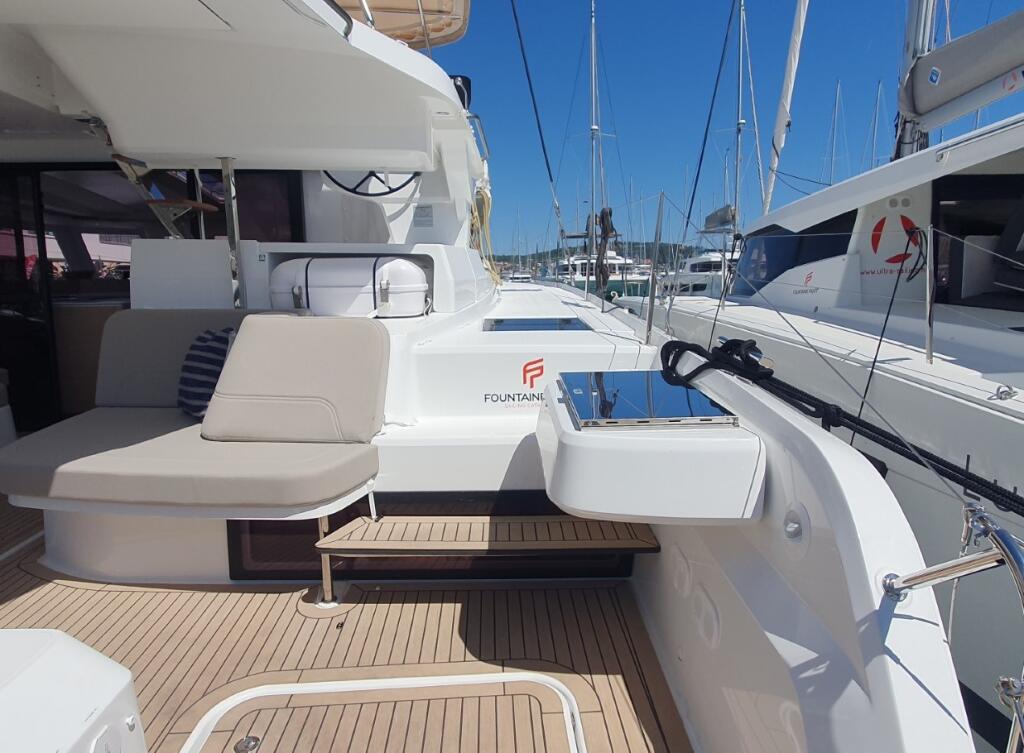 Catamaran 