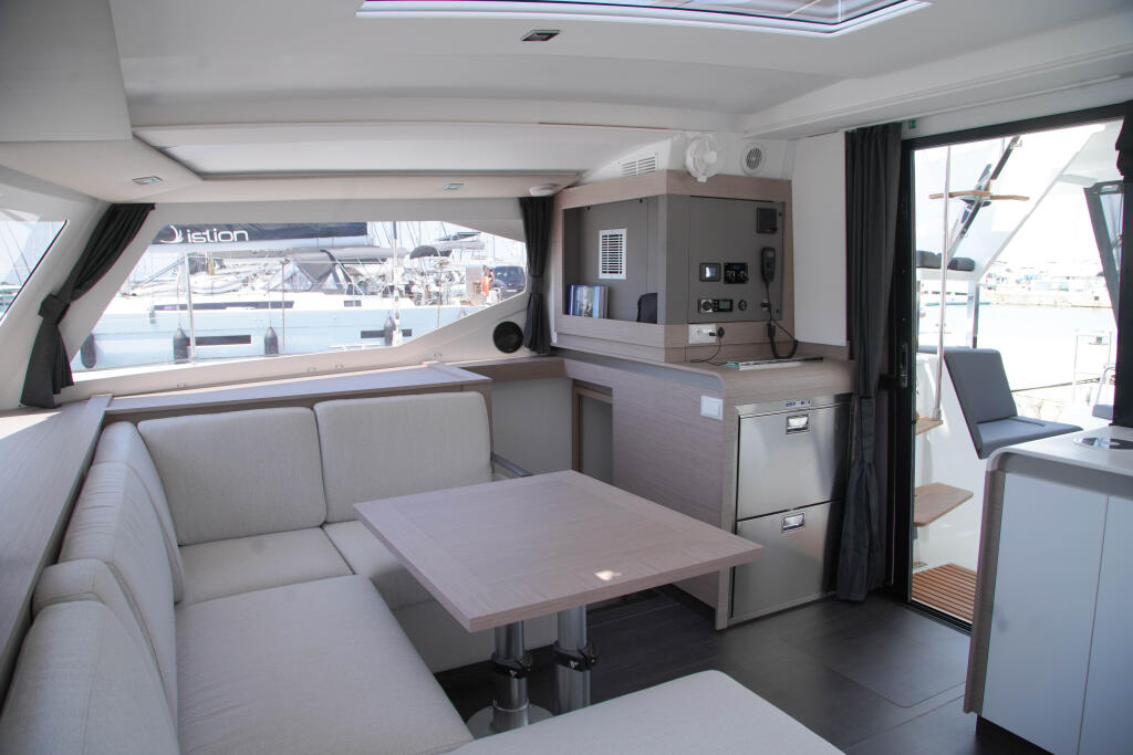 Catamaran 