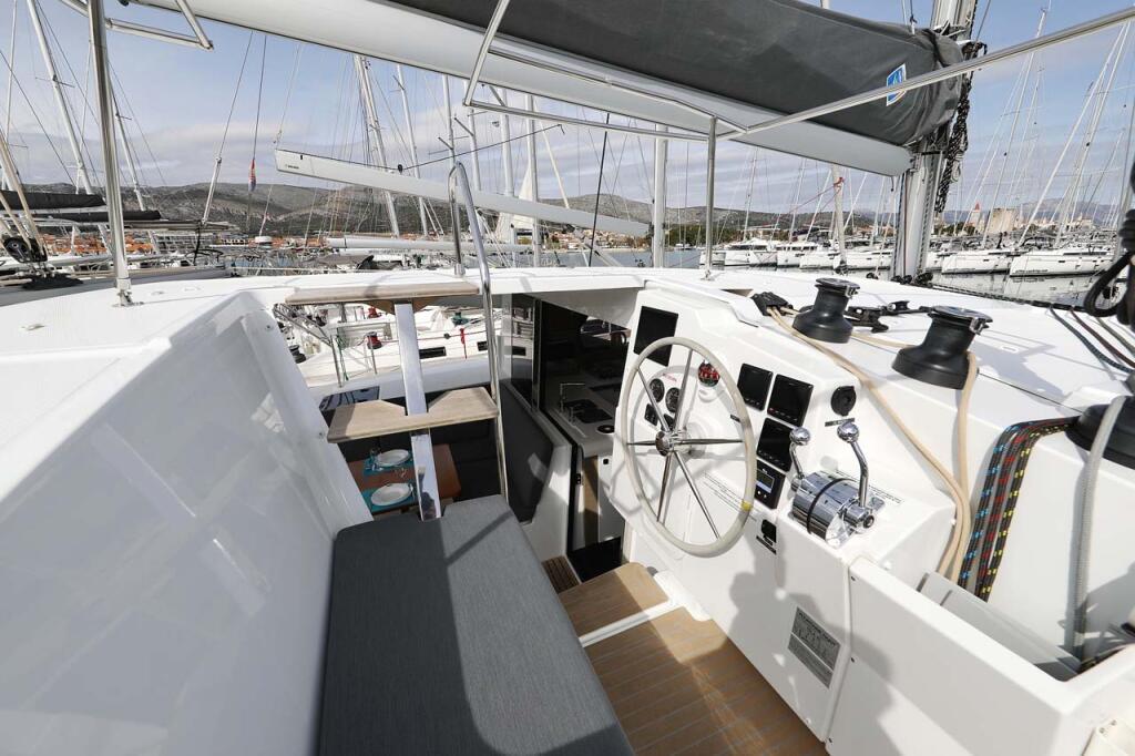 Catamaran 