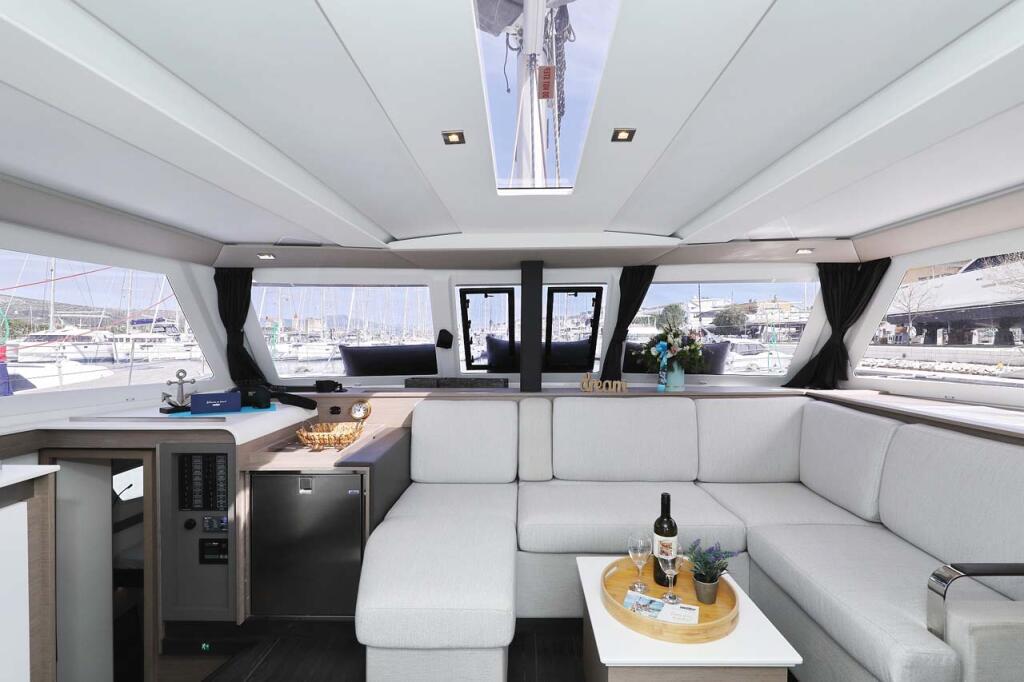 Catamaran 