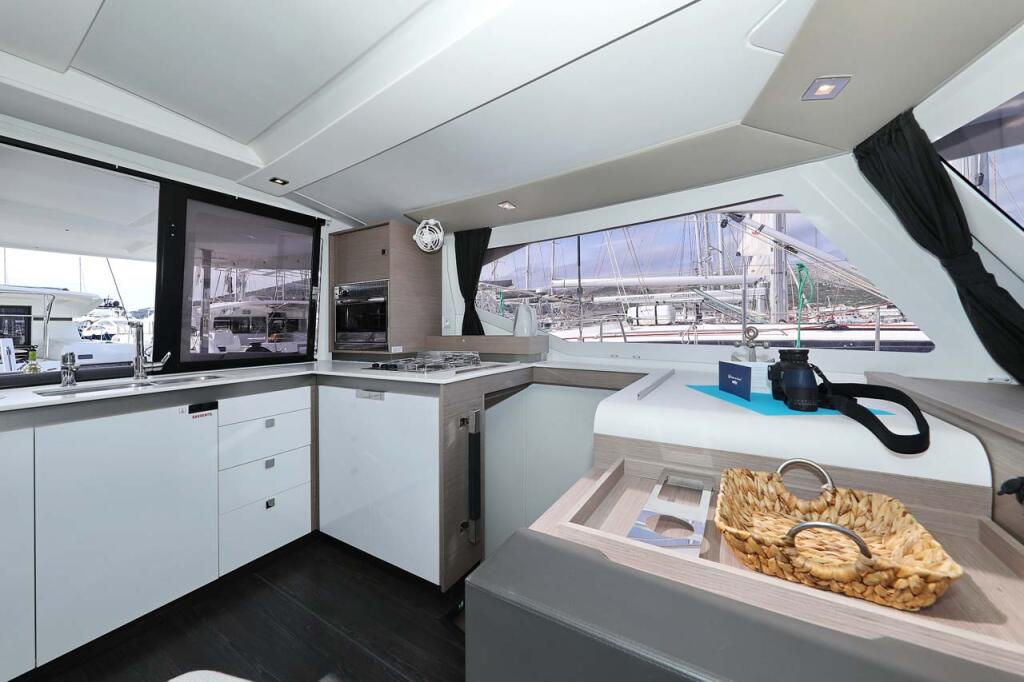 Catamaran 