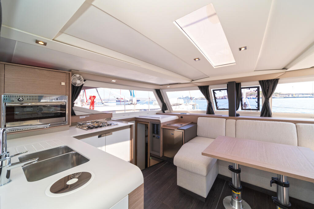 Catamaran 