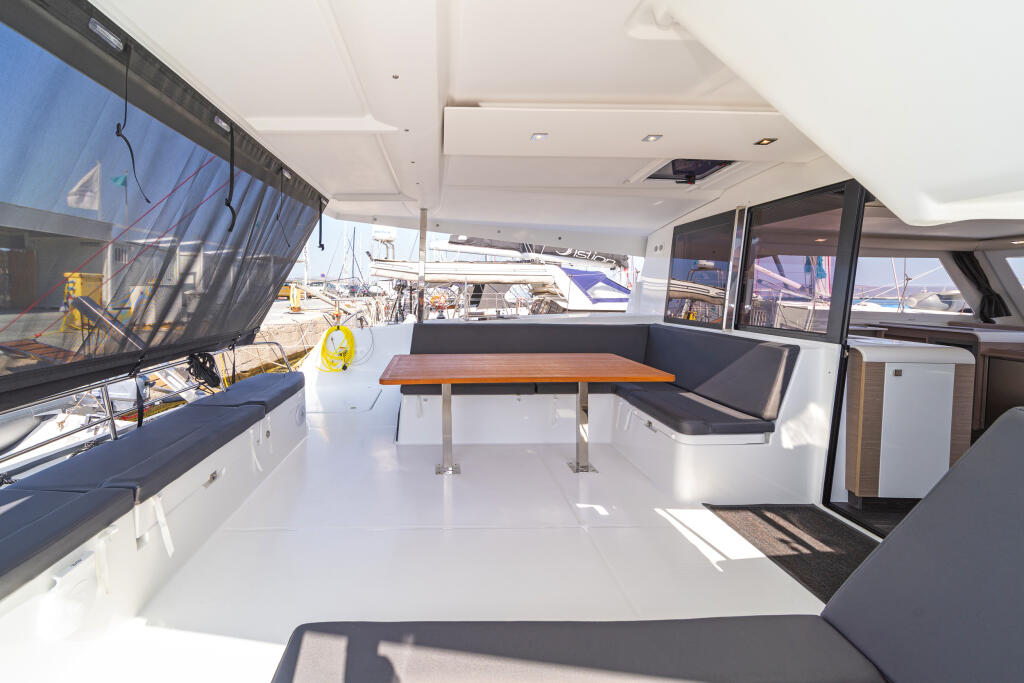 Catamaran 