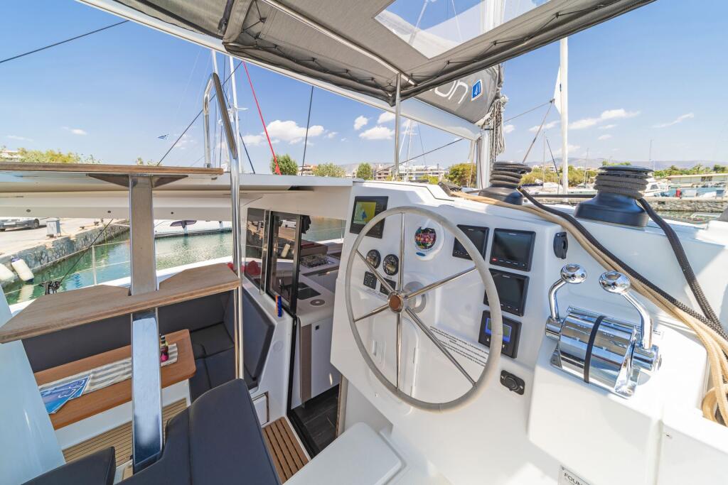 Catamaran 