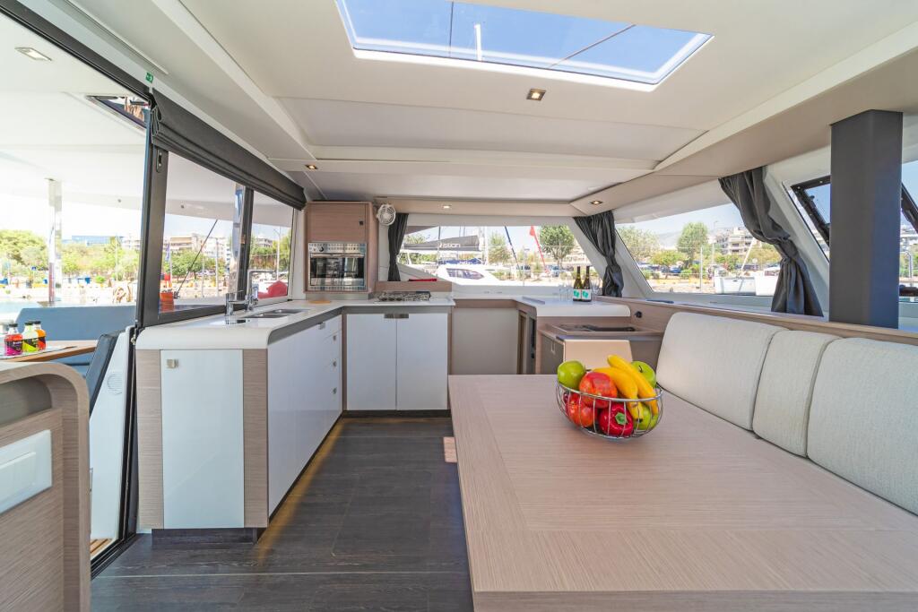 Catamaran 