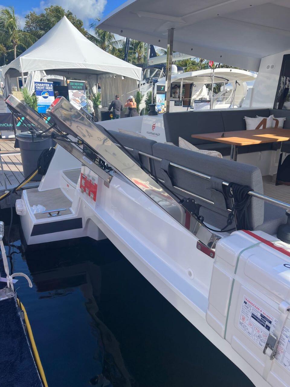 Catamaran 