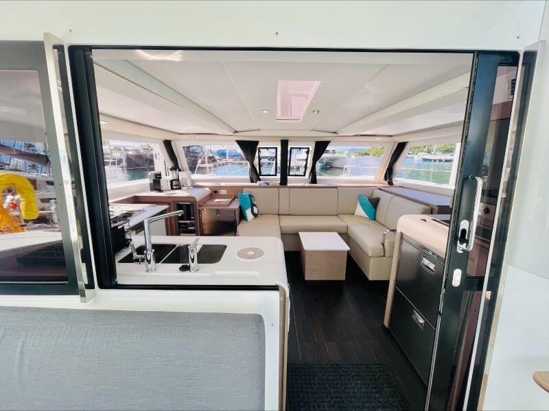 Catamaran 