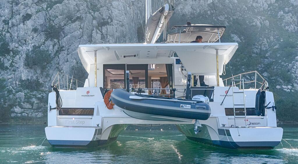 Catamaran 