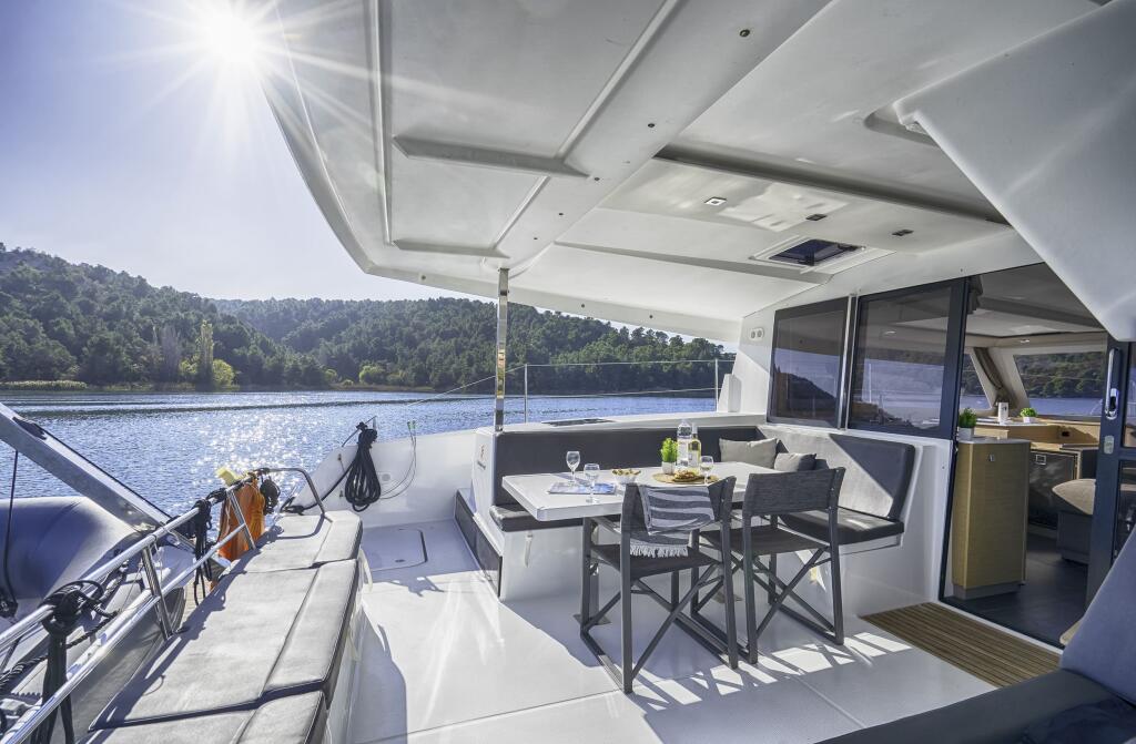 Catamaran 