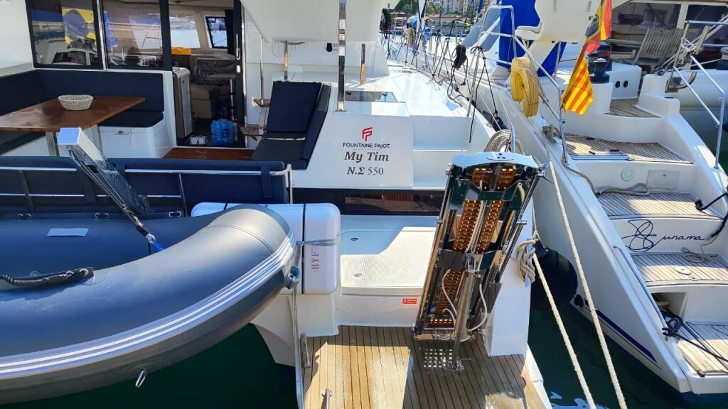 Catamaran 