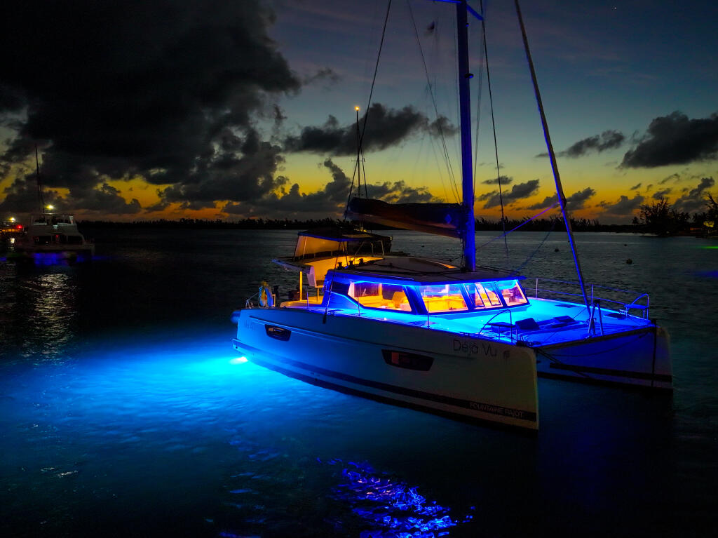 Catamaran 