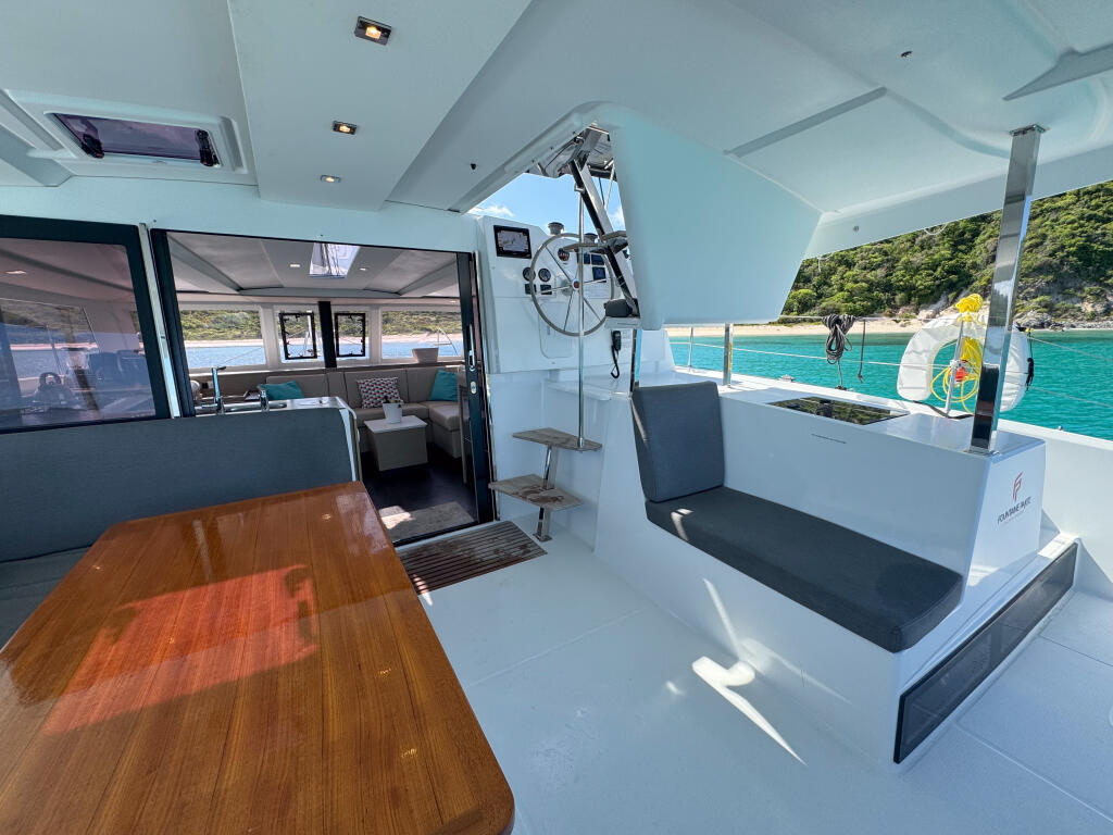 Catamaran 
