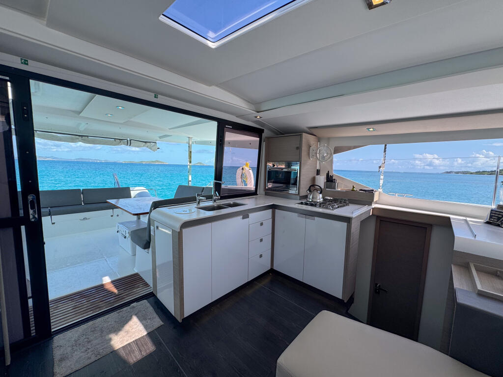 Catamaran 