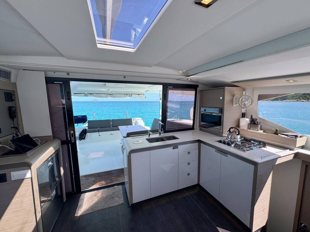 Catamaran 