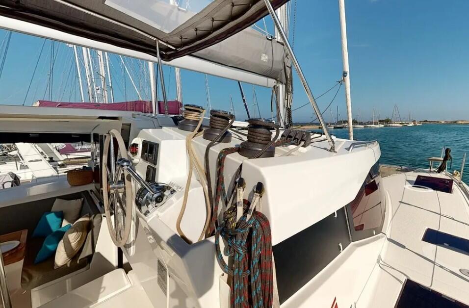 Catamaran 