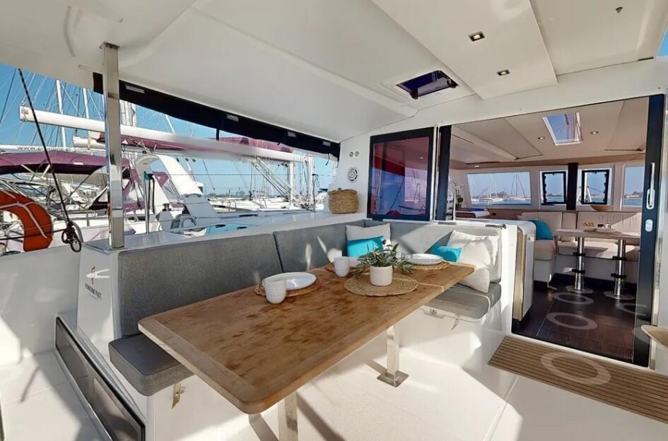 Catamaran 
