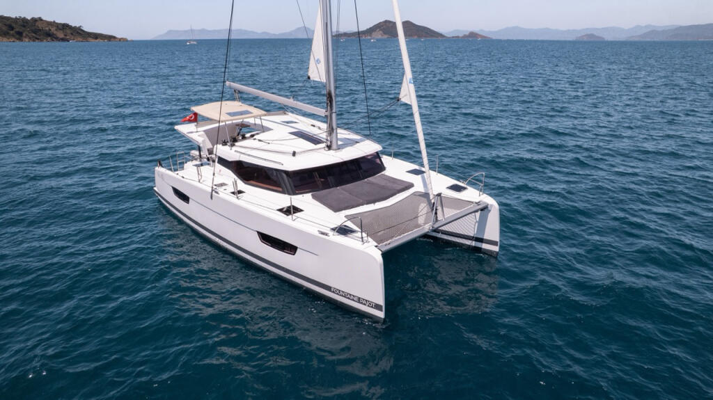 Catamaran 