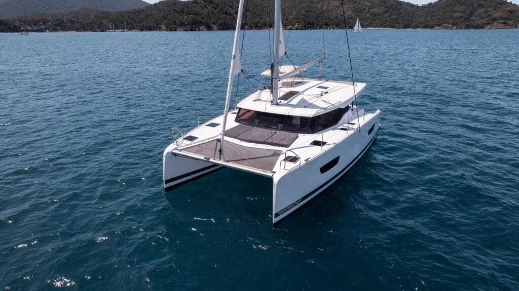 Catamaran 
