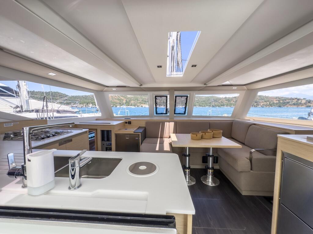 Catamaran 