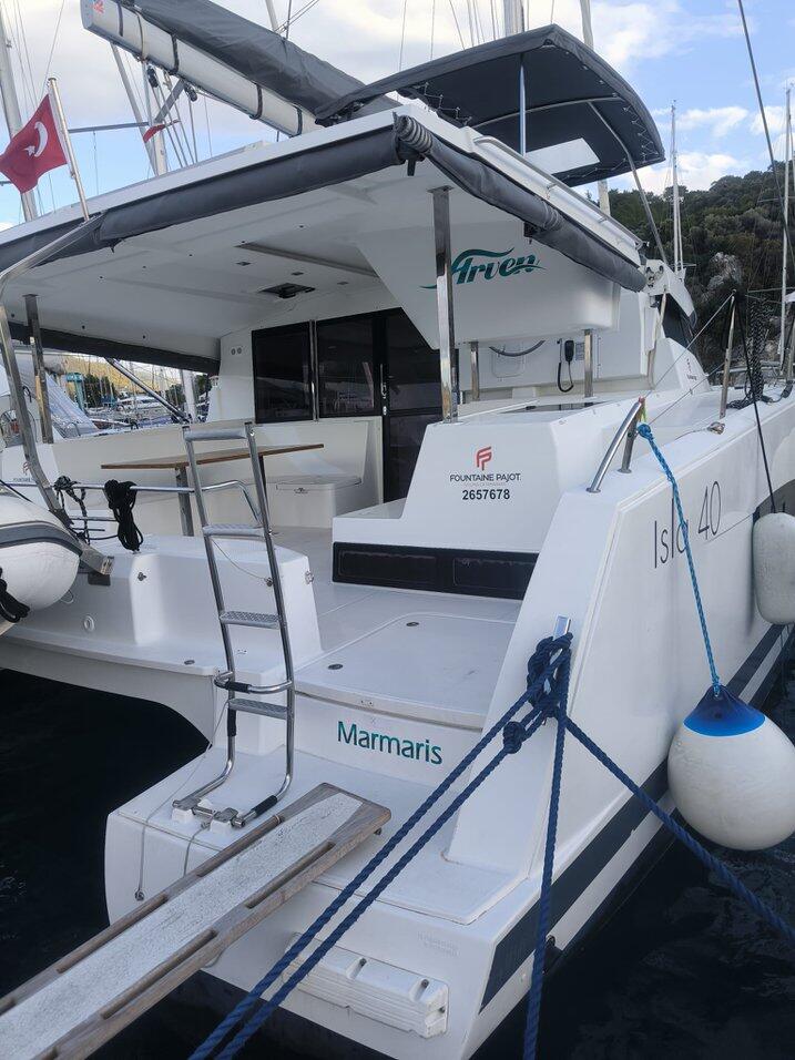 Catamaran 