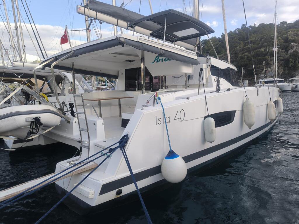 Catamaran 