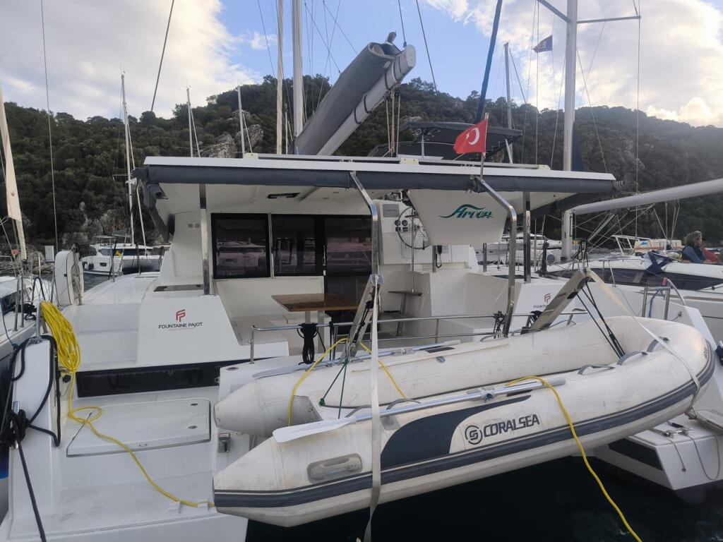 Catamaran 