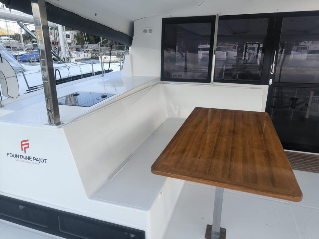 Catamaran 