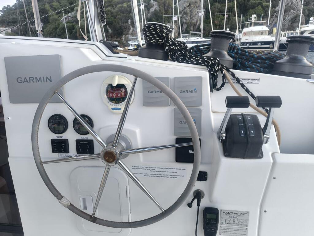 Catamaran 