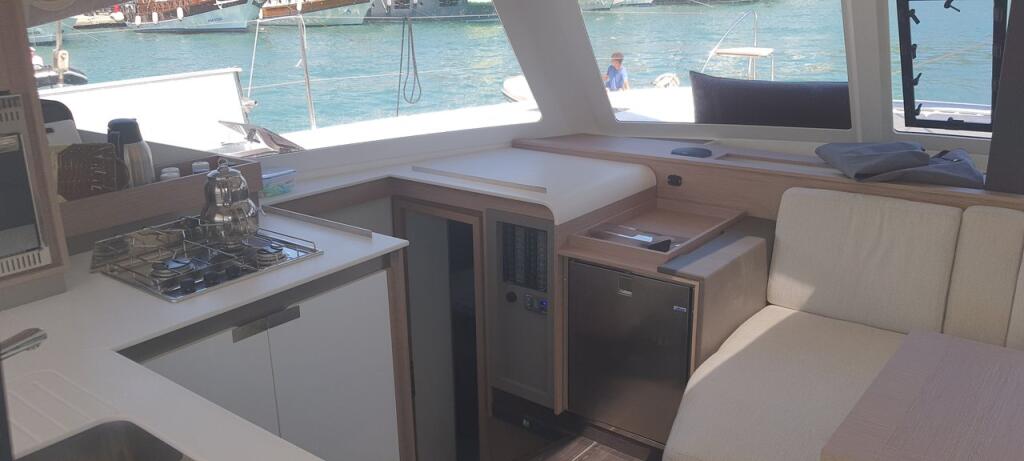Catamaran 